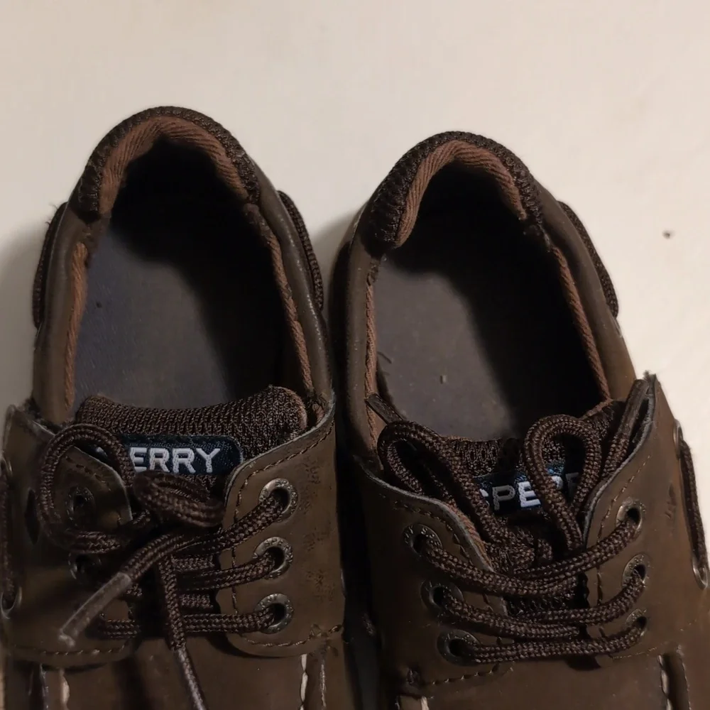 Sperry's - Picture 2 of 3
